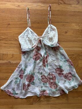 Vintage 90s Victoria Secret Lace Floral Semi Sheer Slip Women’s M Y2K Lingerie